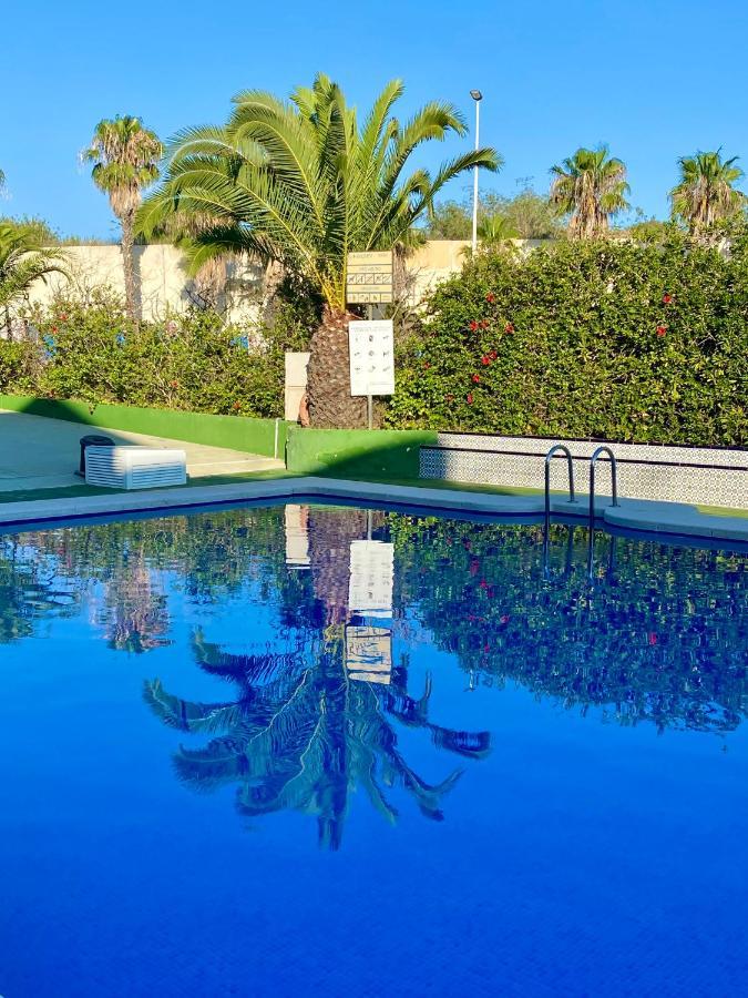 Torrevista Three Bedroom Apartment, Two Swimming Pools And Garage Торевиеха Екстериор снимка