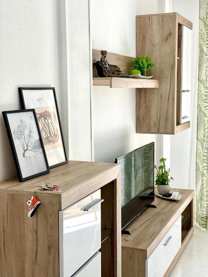 Torrevista Three Bedroom Apartment, Two Swimming Pools And Garage Торевиеха Екстериор снимка